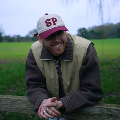 Classic Baseball Cap | Off-white & Burgundy