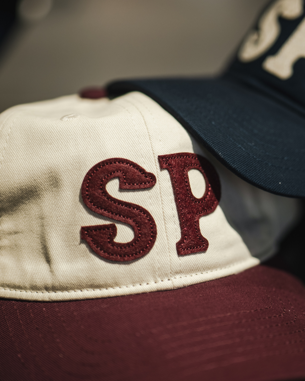 Classic Baseball Cap | Off-white & Burgundy